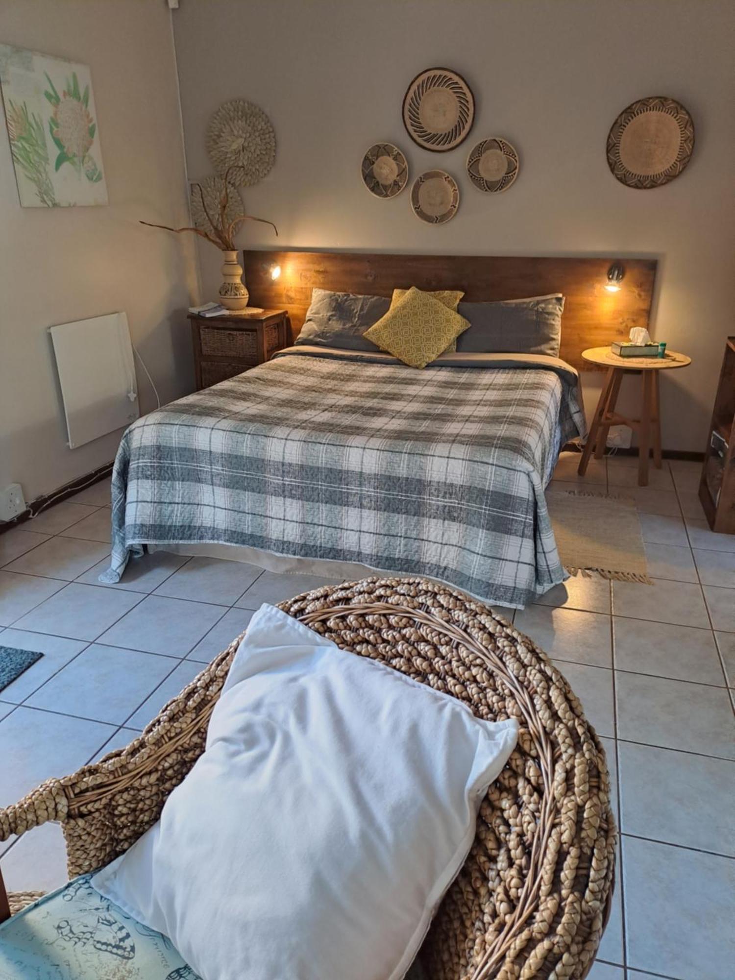 A1 Kynaston Self Catering Or Bed And Breakfast Jeffreysbaai Buitenkant foto
