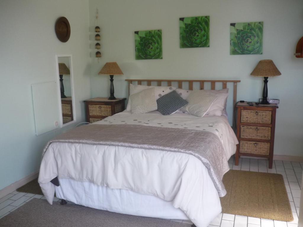 A1 Kynaston Self Catering Or Bed And Breakfast Jeffreysbaai Buitenkant foto