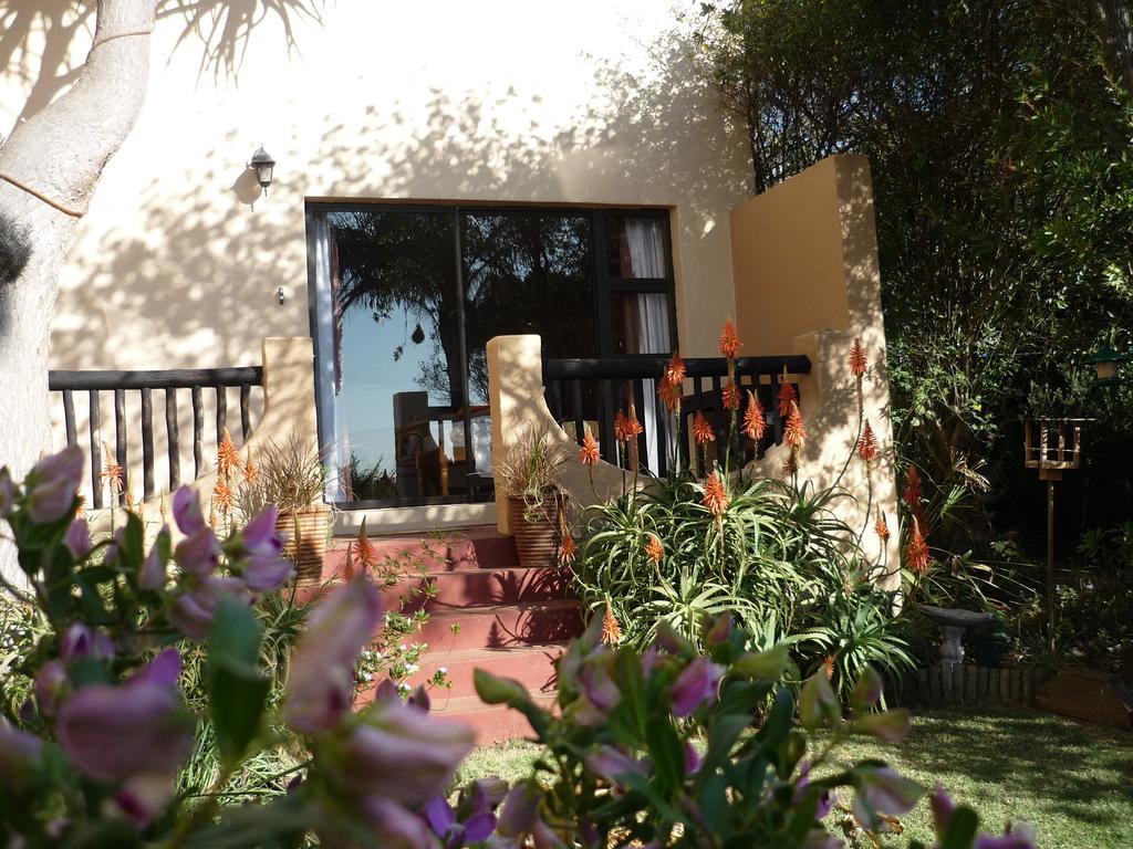 A1 Kynaston Self Catering Or Bed And Breakfast Jeffreysbaai Buitenkant foto