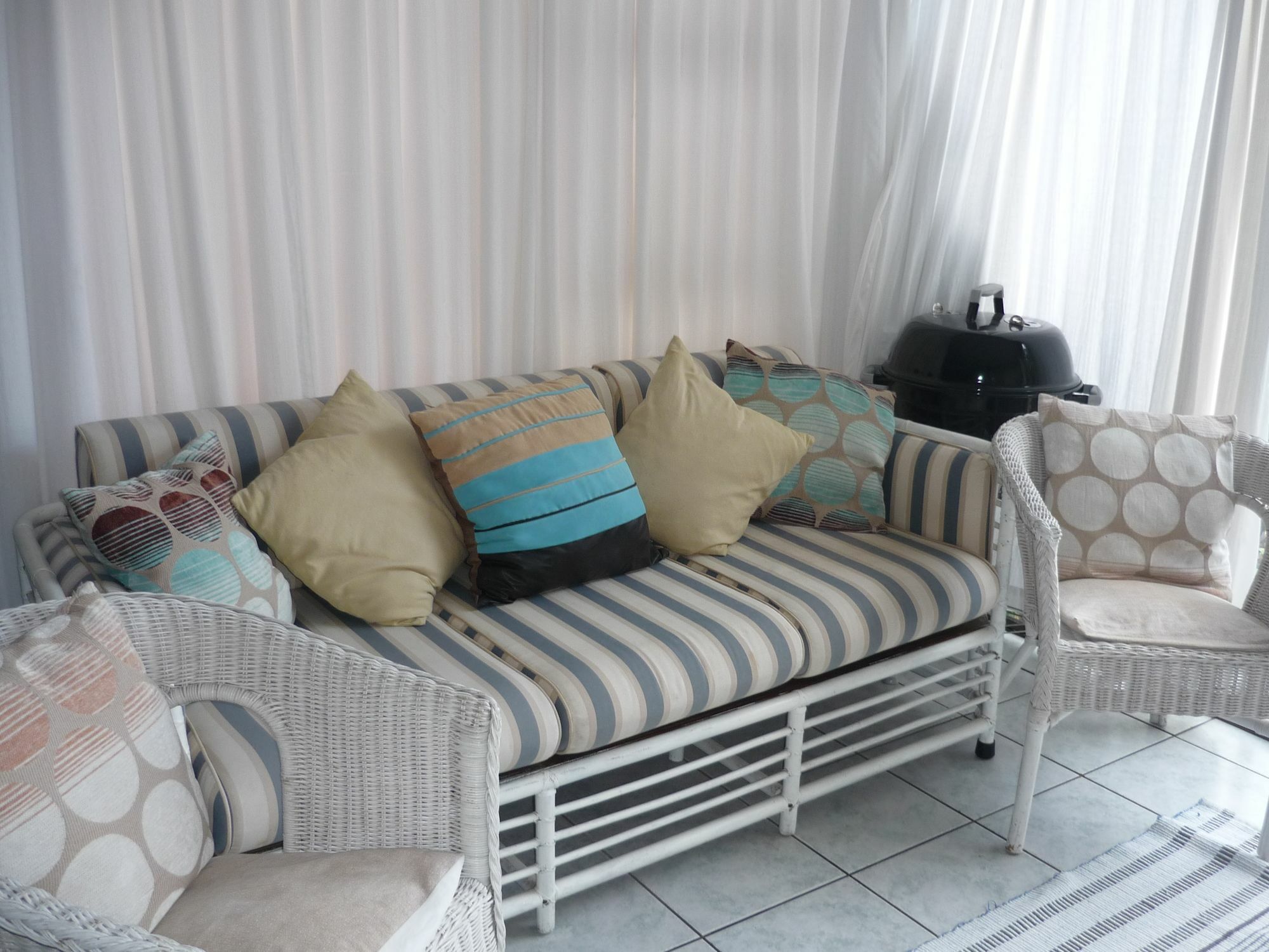 A1 Kynaston Self Catering Or Bed And Breakfast Jeffreysbaai Buitenkant foto