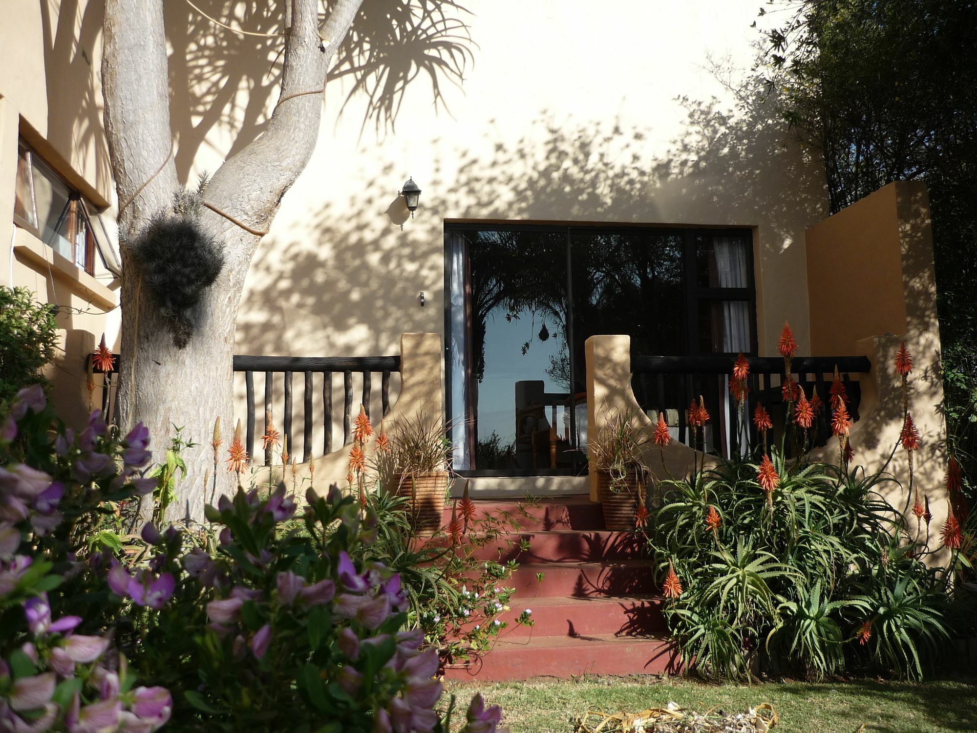 A1 Kynaston Self Catering Or Bed And Breakfast Jeffreysbaai Buitenkant foto