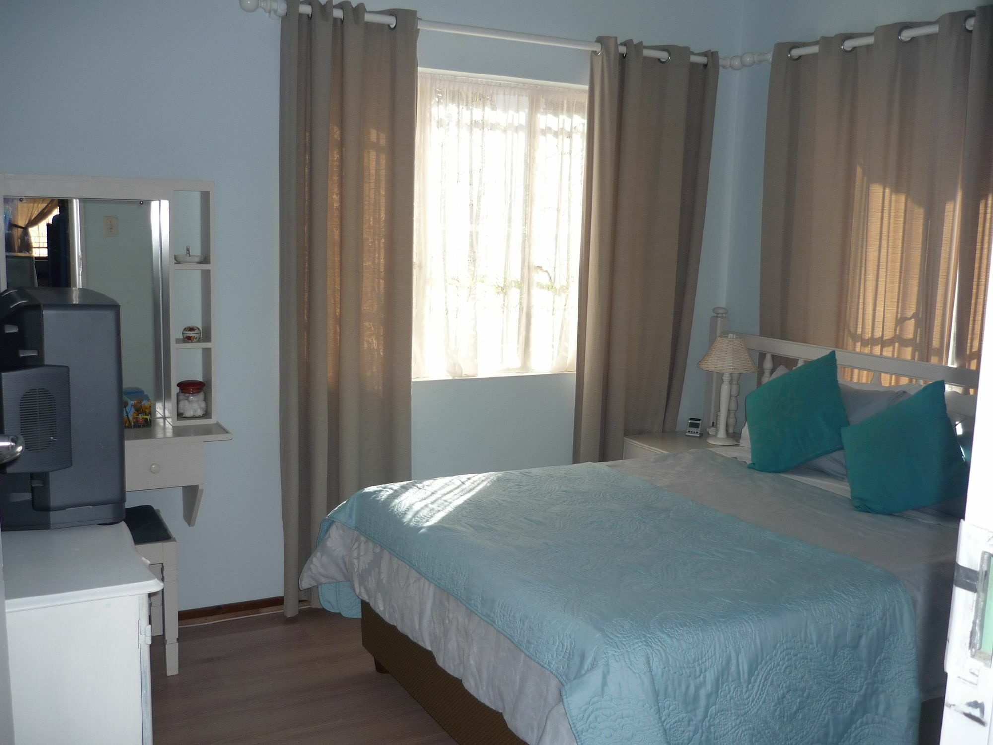 A1 Kynaston Self Catering Or Bed And Breakfast Jeffreysbaai Buitenkant foto